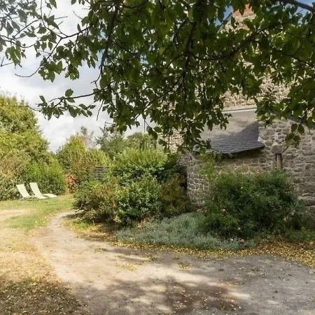 Gite Mesquer Vila *